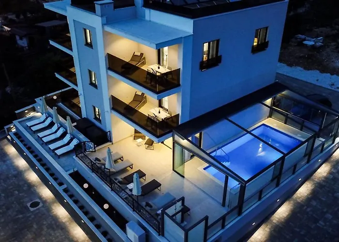 23 A Heated Pool