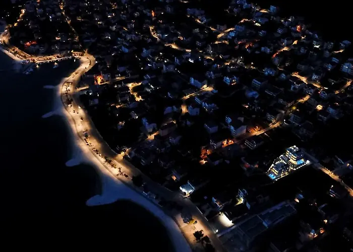 23 A Heated Pool Appartement