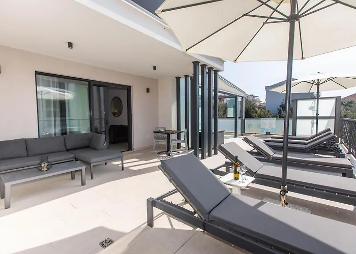 Apartmán 23 A Heated Pool Trogir