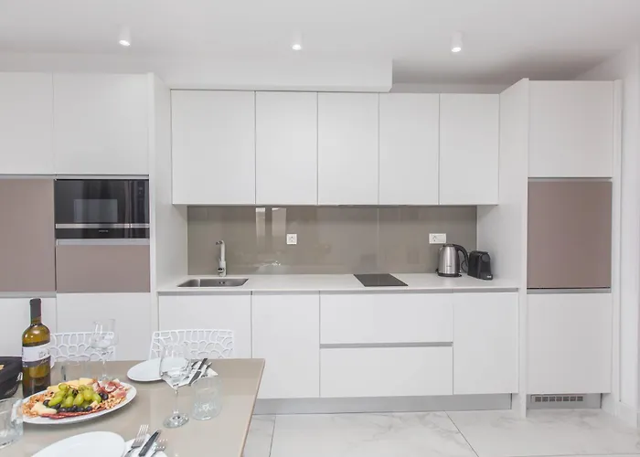 Apartmán 23 A Heated Pool Trogir