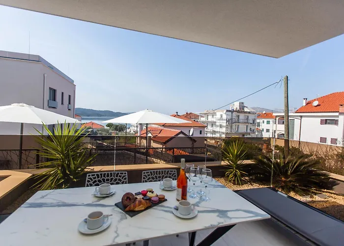 23 A Heated Pool Apartmán *